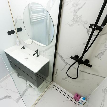 Apartament ArtApart Rynek - OldTown - Parking Wrocław Zewnętrze zdjęcie